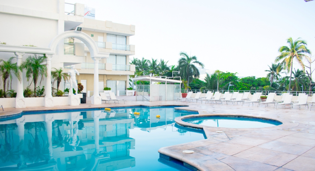 Romano Palace Acapulco