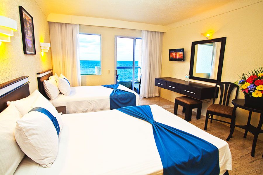 Aquamarina Beach Cancun