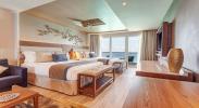 Royalton Chic Suites Cancun