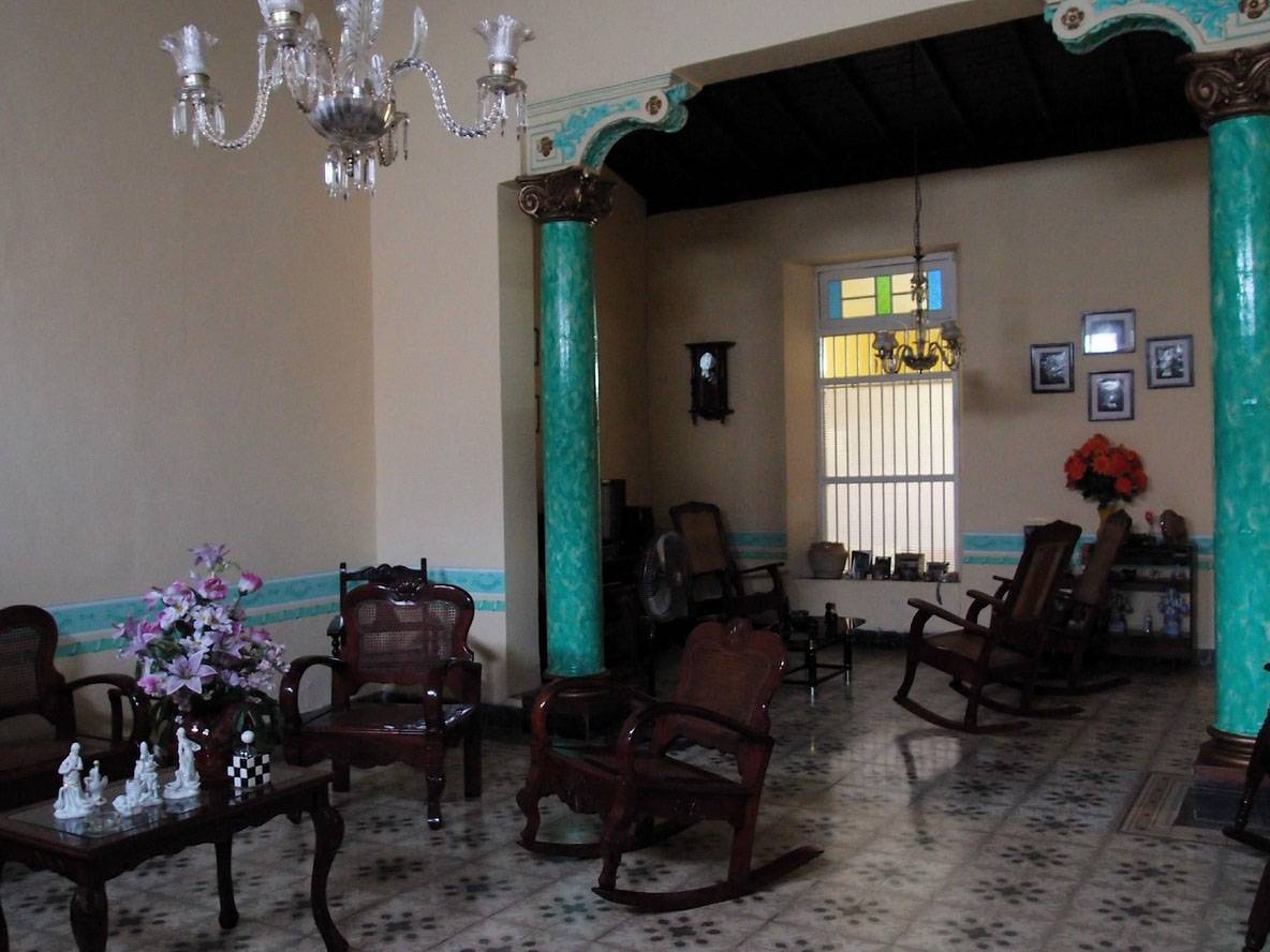 Hostal El Paraíso -
                                                Living room