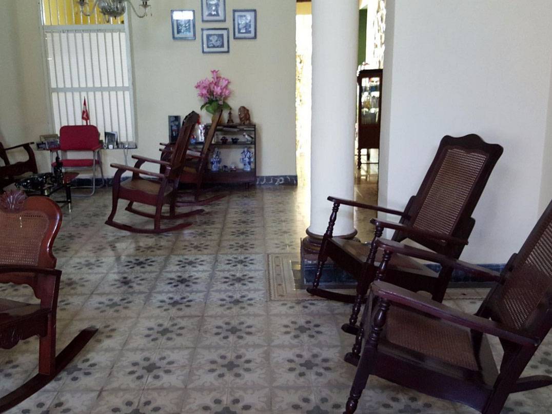 Hostal El Paraíso -
                                                Living room