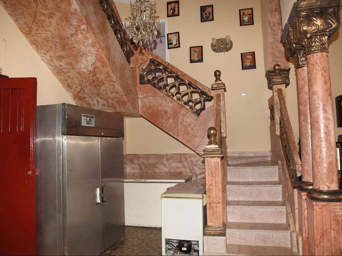 Casa Italia -
                                                Stairs to the second floor