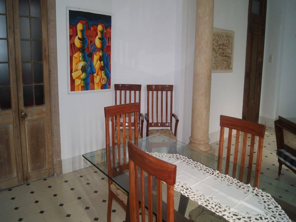 Hostal Perla del Oriente -
                                                Dining room